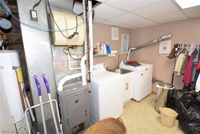 804 Texas Avenue, Mcdonald, OH 44437