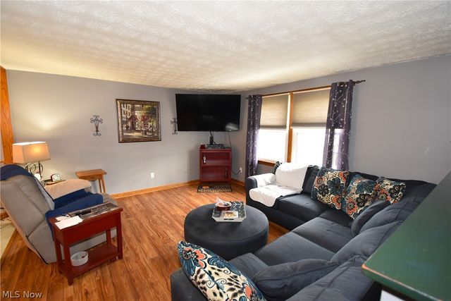 804 Texas Avenue, Mcdonald, OH 44437