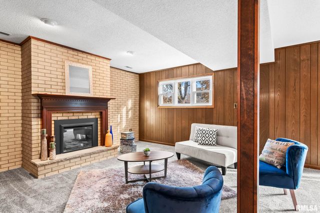 308 S OXFORD Road, Springfield, IL 62704