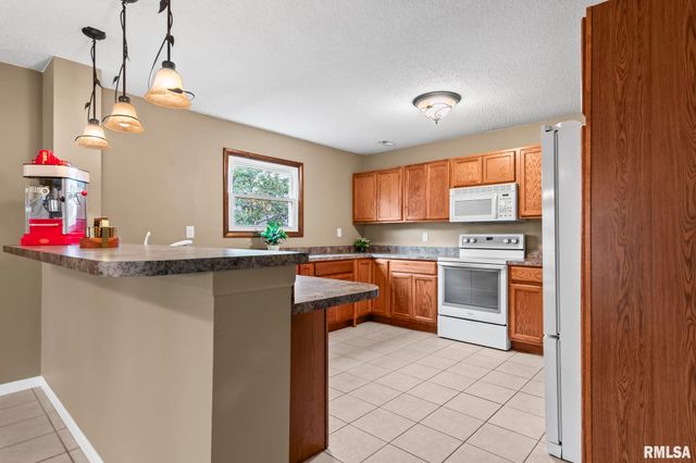 308 S OXFORD Road, Springfield, IL 62704