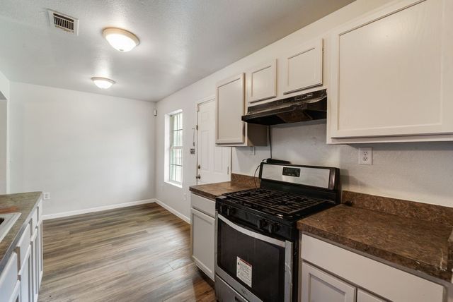 2526 Exeter Avenue, Dallas, TX 75216