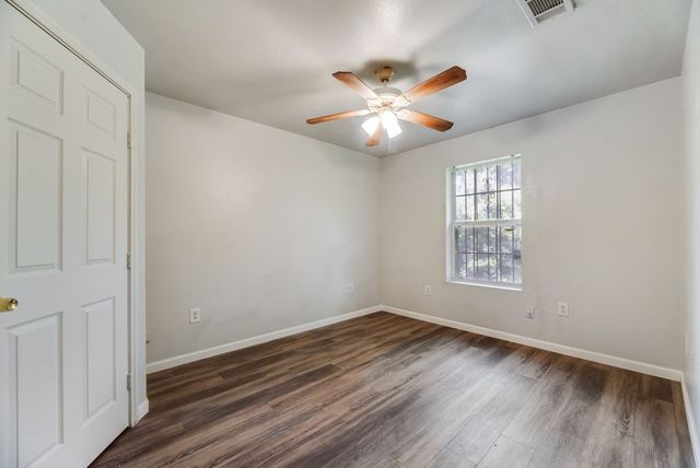 2526 Exeter Avenue, Dallas, TX 75216