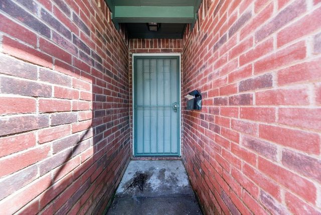 2526 Exeter Avenue, Dallas, TX 75216