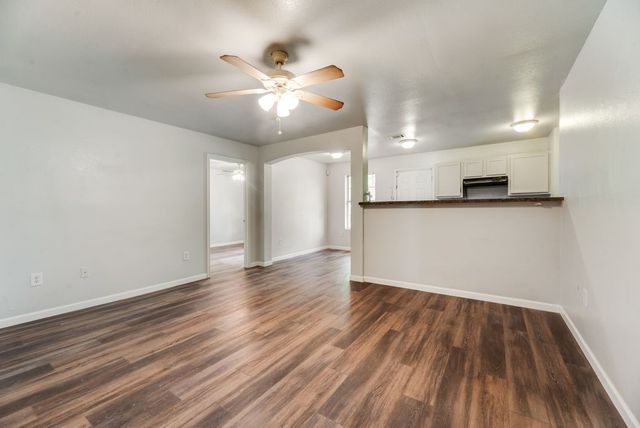 2526 Exeter Avenue, Dallas, TX 75216