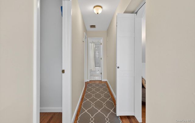 92 Valentine Avenue, Glen Cove, NY 11542