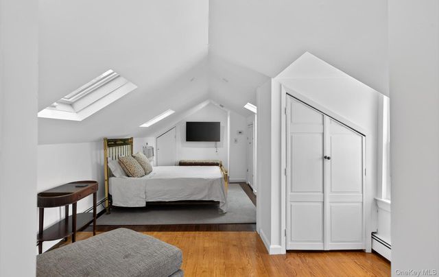 92 Valentine Avenue, Glen Cove, NY 11542