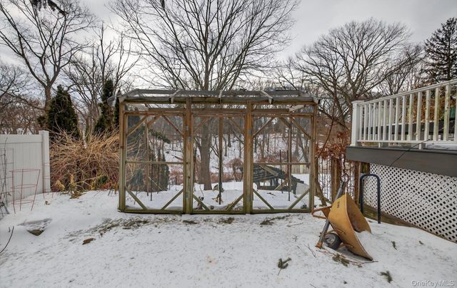 92 Valentine Avenue, Glen Cove, NY 11542