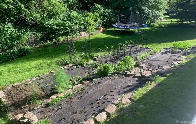 92 Valentine Avenue, Glen Cove, NY 11542