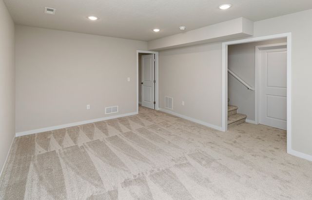 2908 River Ridge Road, Des Moines, IA 50320