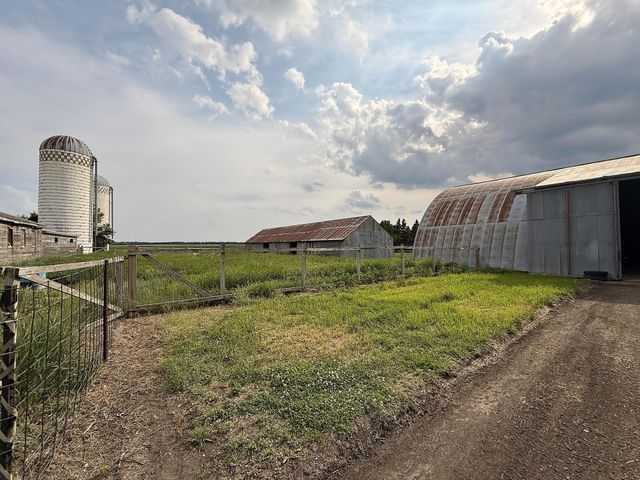 78994 160th Street, Sacred Heart, MN 56285