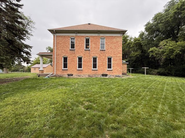 78994 160th Street, Sacred Heart, MN 56285