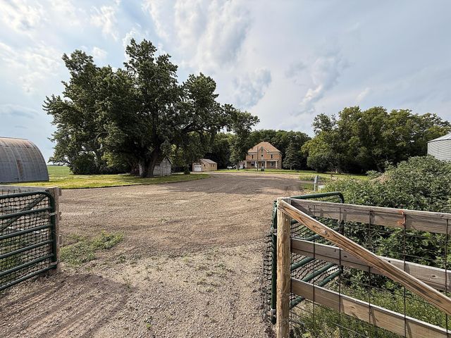 78994 160th Street, Sacred Heart, MN 56285