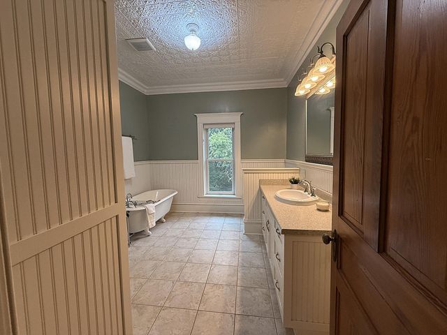 78994 160th Street, Sacred Heart, MN 56285