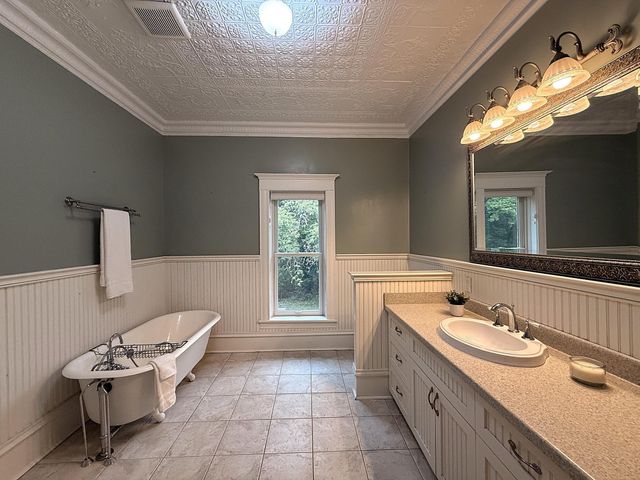 78994 160th Street, Sacred Heart, MN 56285