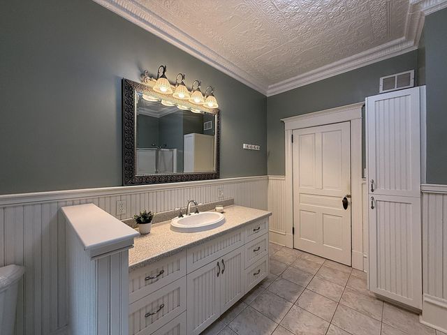 78994 160th Street, Sacred Heart, MN 56285