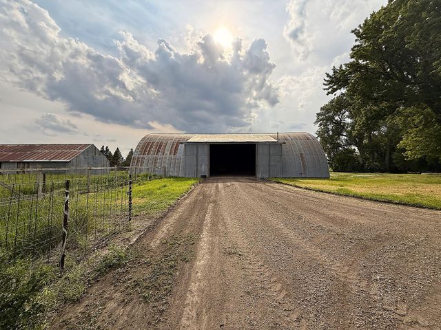 78994 160th Street, Sacred Heart, MN 56285