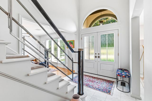 3411 Sunset Drive, Upper Arlington, OH 43221