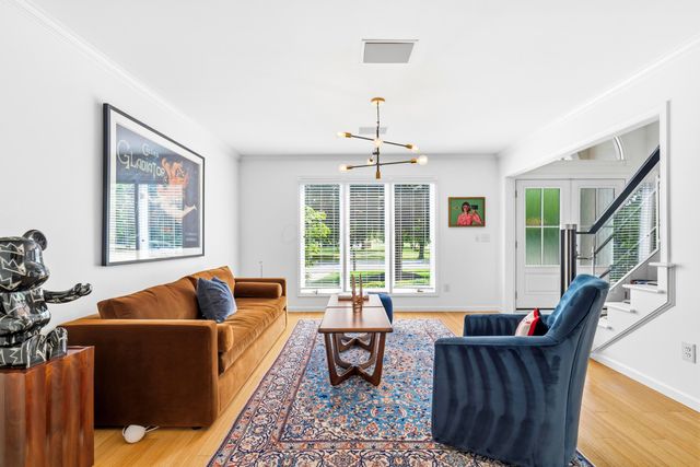 3411 Sunset Drive, Upper Arlington, OH 43221