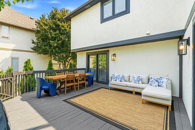 3411 Sunset Drive, Upper Arlington, OH 43221