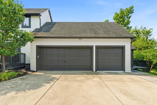 3411 Sunset Drive, Upper Arlington, OH 43221