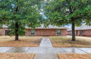 925 Potomac Drive, Lancaster, TX 75134