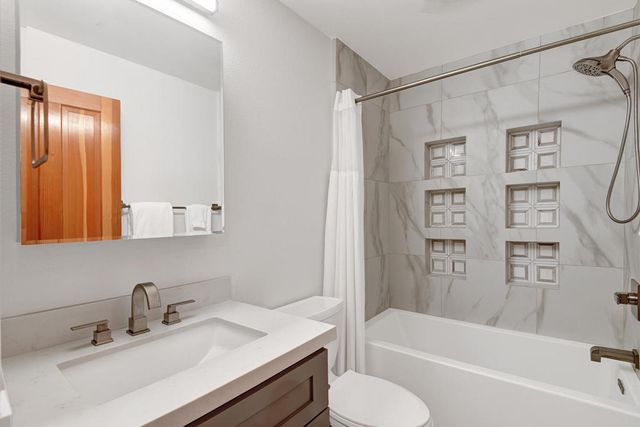 49920 Coachella Drive, La Quinta, CA 92253