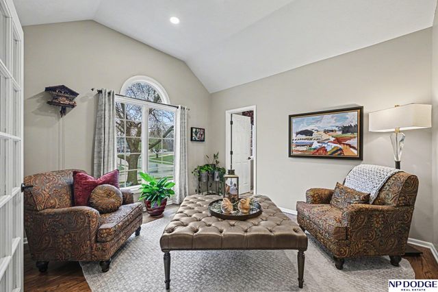 15910 Patrick Avenue, Omaha, NE 68116