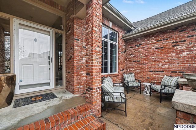 15910 Patrick Avenue, Omaha, NE 68116