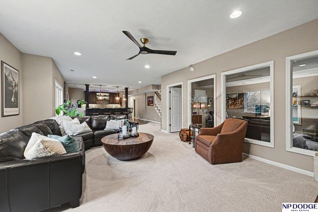 15910 Patrick Avenue, Omaha, NE 68116