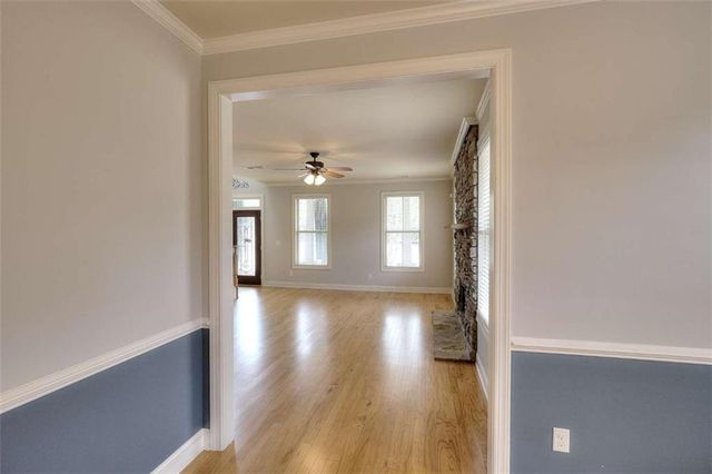 325 Brook Hollow Lane, Loganville, GA 30052