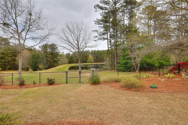 325 Brook Hollow Lane, Loganville, GA 30052