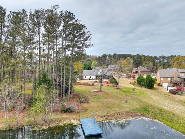 325 Brook Hollow Lane, Loganville, GA 30052