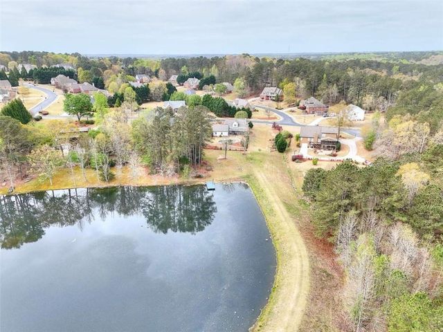 325 Brook Hollow Lane, Loganville, GA 30052