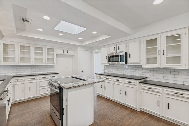 2709 Melrose Drive, Plano, TX 75075