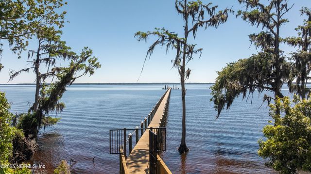 339 OAK MOSS Drive, St. Johns, FL 32259