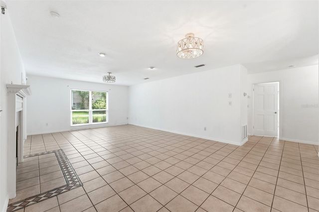 820 S HILL AVENUE 40, Deland, FL 32724