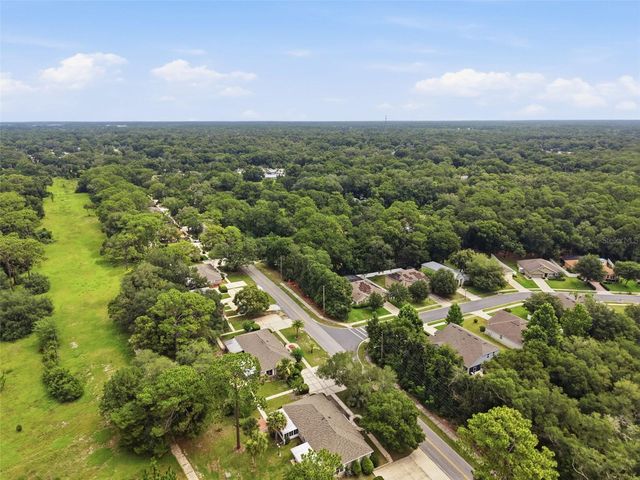 820 S HILL AVENUE 40, Deland, FL 32724