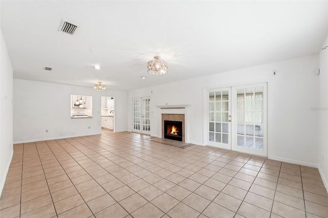 820 S HILL AVENUE 40, Deland, FL 32724