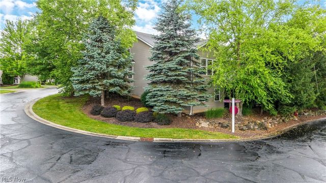 169 Waterford Way, Tallmadge, OH 44278