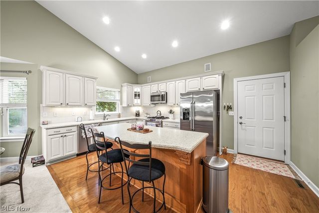 169 Waterford Way, Tallmadge, OH 44278