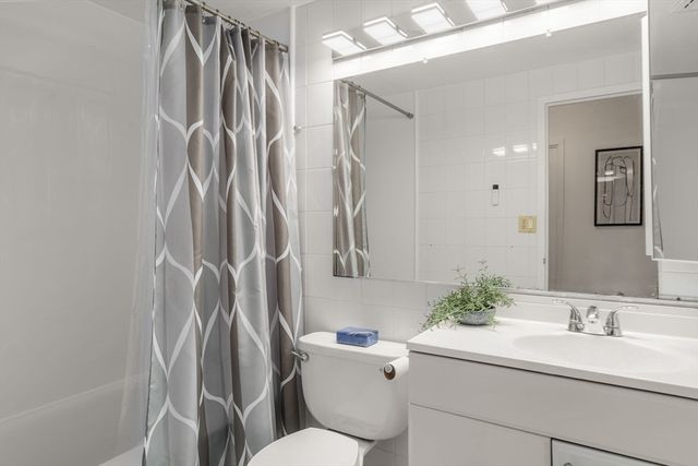 22 Chestnut Pl M3, Brookline, MA 02445