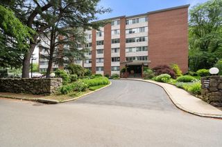 22 Chestnut Pl M3, Brookline, MA 02445