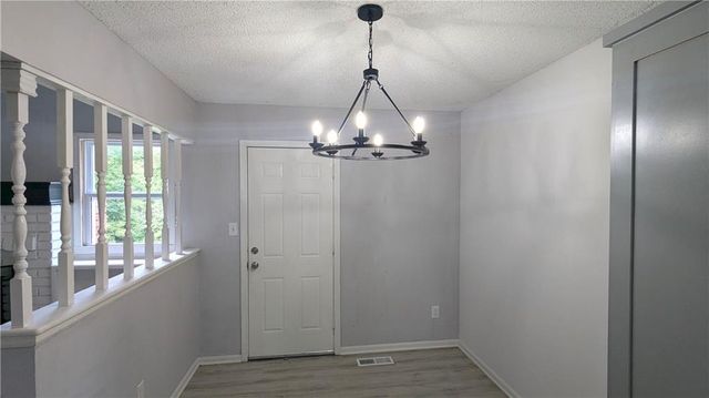 2005 N Plymouth Road, Independence, MO 64058