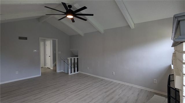 2005 N Plymouth Road, Independence, MO 64058