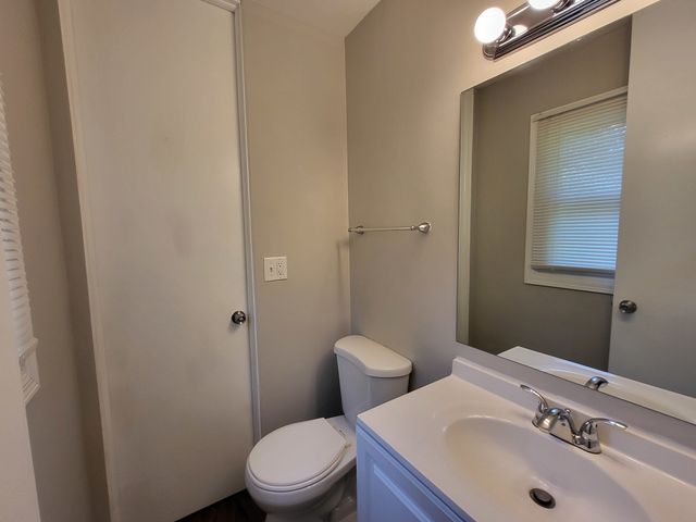 18705 W Ash Drive, Gurnee, IL 60031