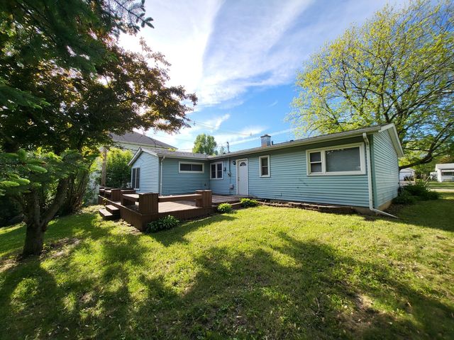 18705 W Ash Drive, Gurnee, IL 60031