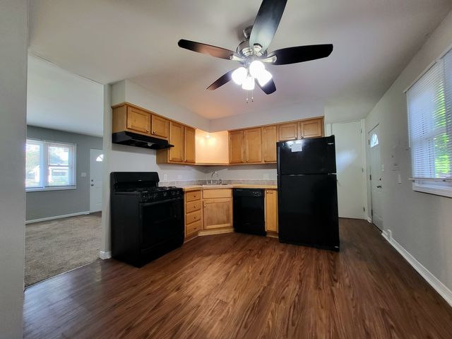 18705 W Ash Drive, Gurnee, IL 60031