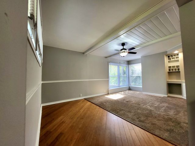 18705 W Ash Drive, Gurnee, IL 60031