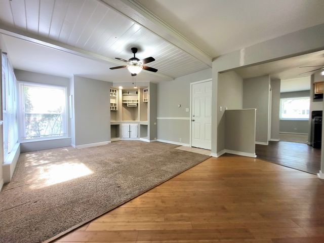 18705 W Ash Drive, Gurnee, IL 60031