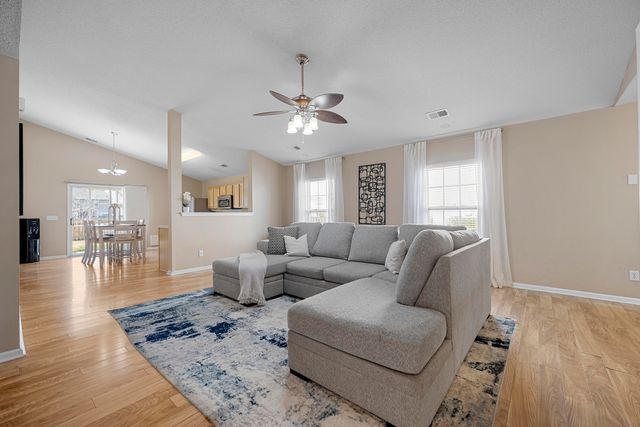 105 Ripley Court, Summerville, SC 29483